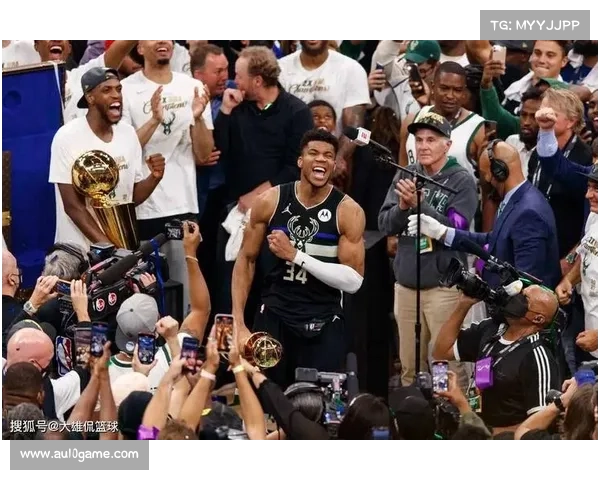 金州勇士激战密尔沃基雄鹿精彩对决点燃球迷热情