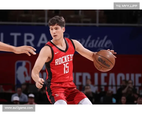 谢泼德过去四场场均16.5分,火箭新秀成长迅速 谢泼德过去四场场均16.5分,火箭新秀成长迅速